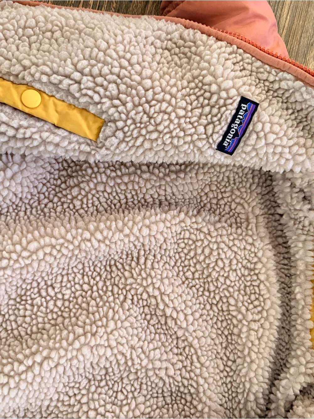 Patagonia Kids Puffy Jacket in Light Pink and Dusty Rose